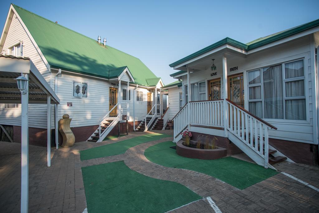 Knock Out View Clarens Hotel Ngoại thất bức ảnh